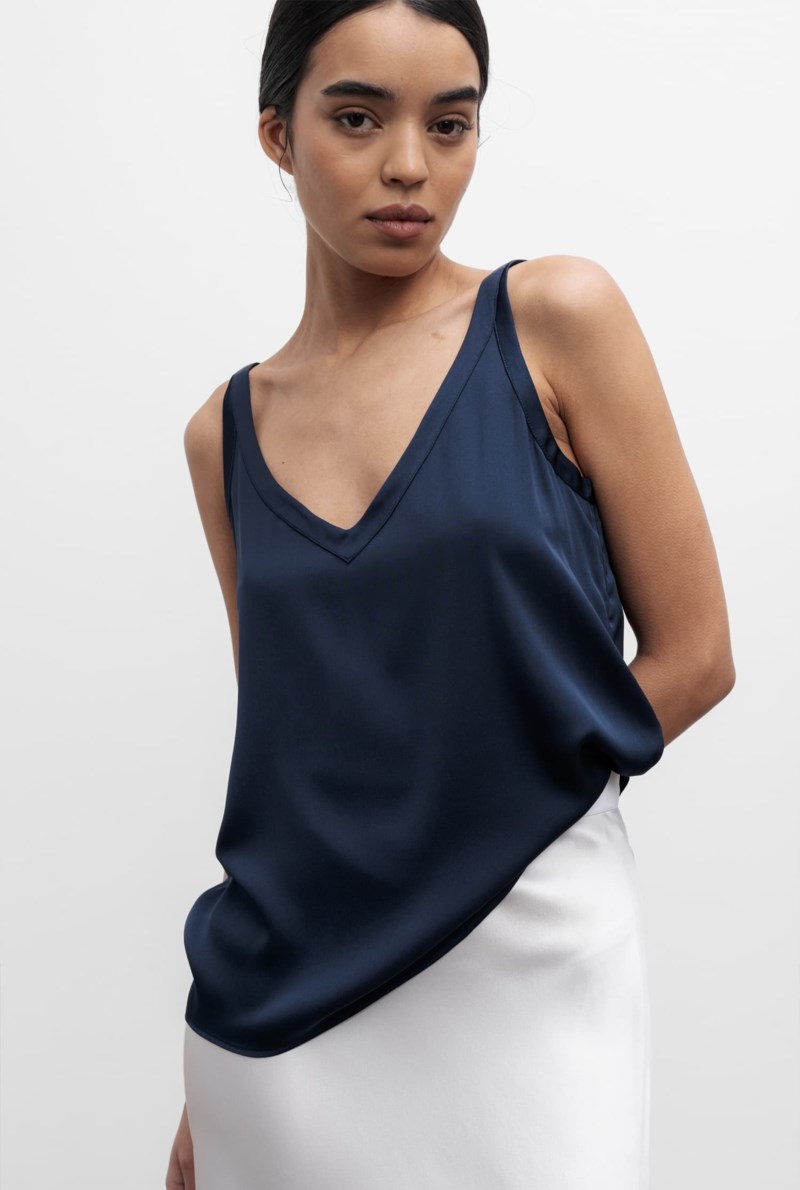 Linne shin midnight blue 2