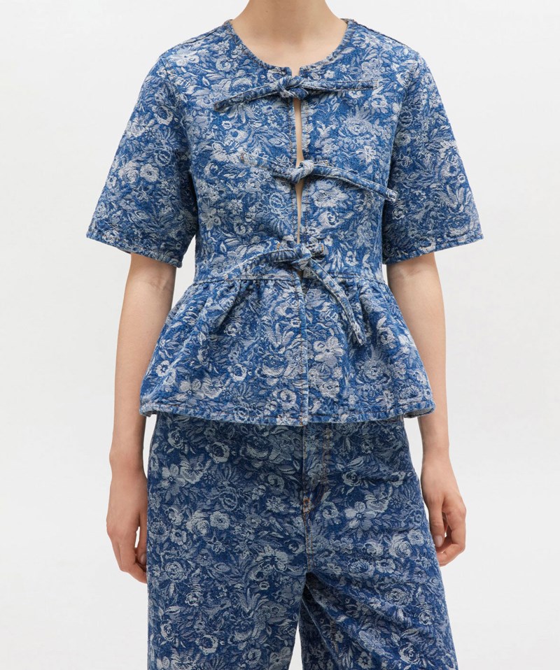 Blus tapestry 2