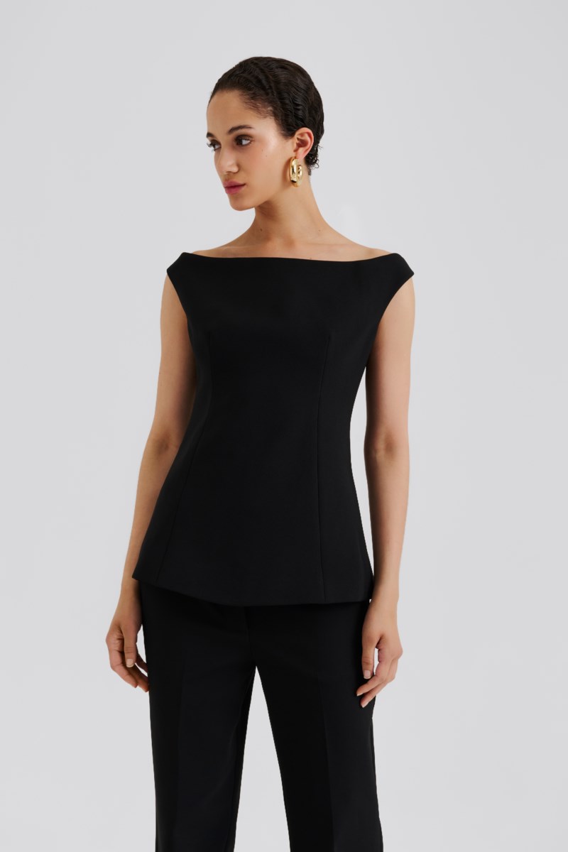 Topp diora half shoulder 2
