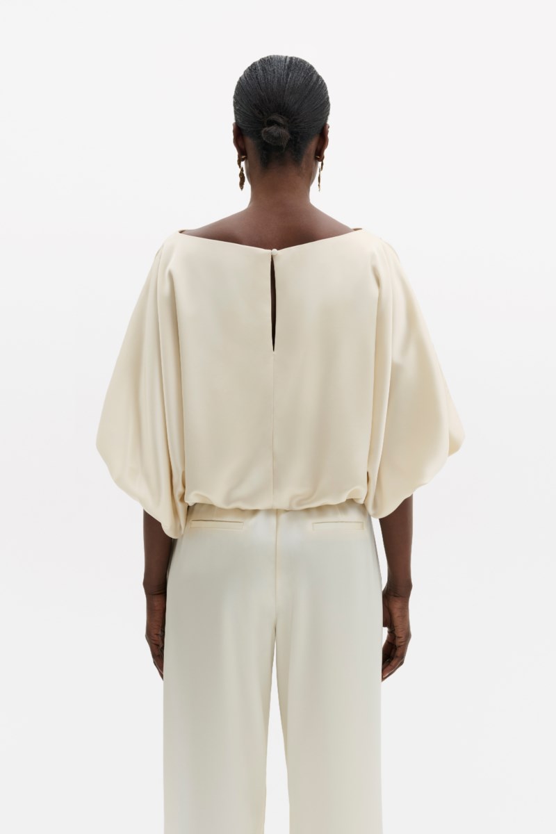 MALINA Blus havanna boat neck puff sleeve dam – bild 4