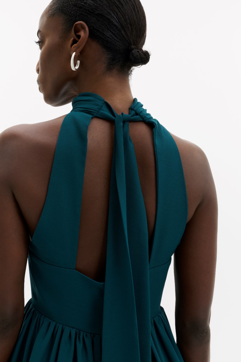 MALINA Klänning fern halterneck ruffled mini dam – bild 5