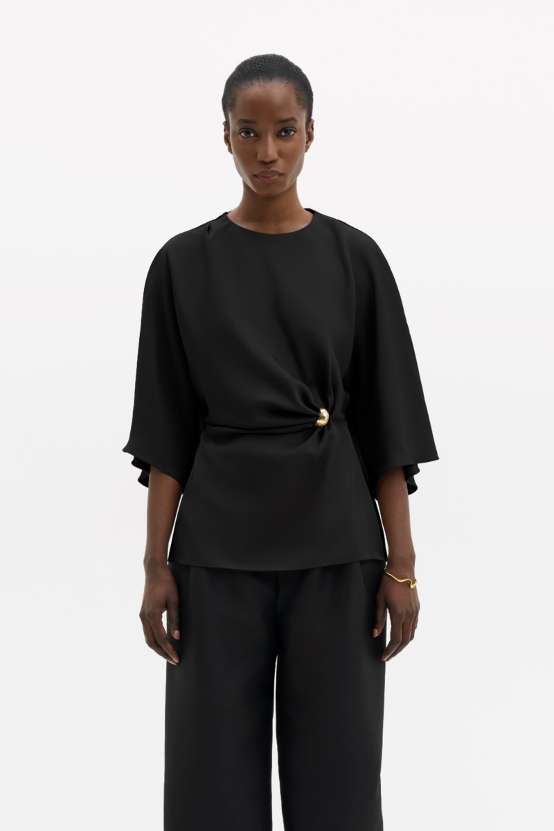 MALINA Blus zilla brooch detailed dam – bild 2
