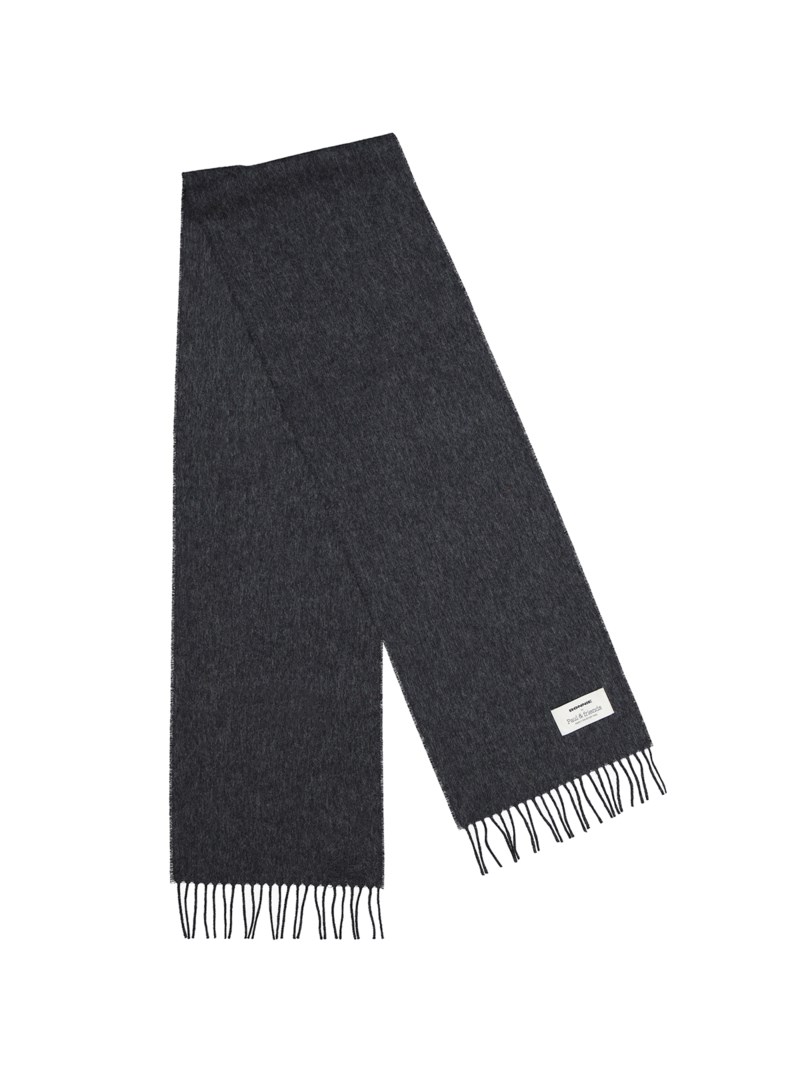 Classic scarf