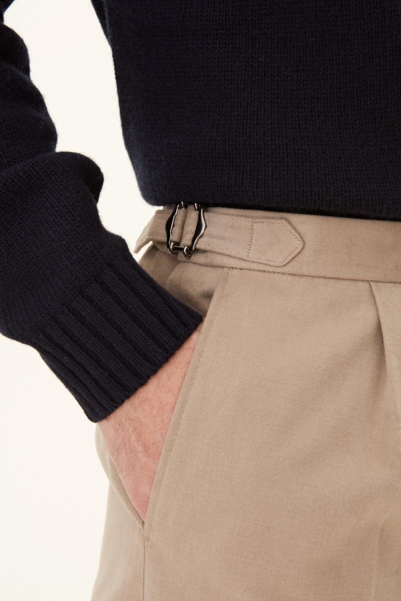 Regular fit byxor hög midja 8