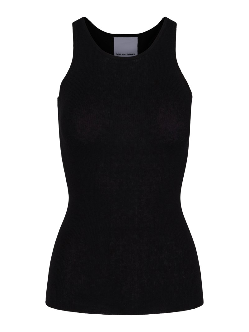 Ines tank top black 1