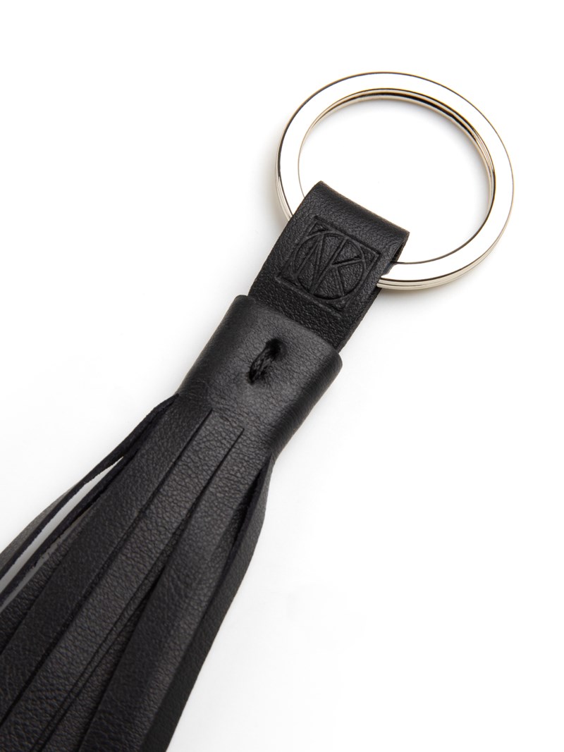 Nyckelring nk tassel black 2