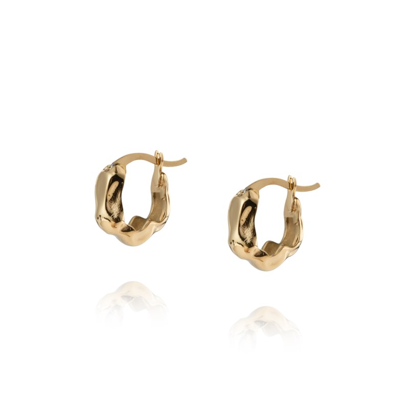 Mockberg Wavy bolded hoops mini örhängen dam – bild 3