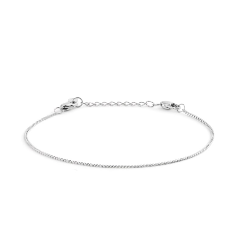 Thin curb chain bracelet