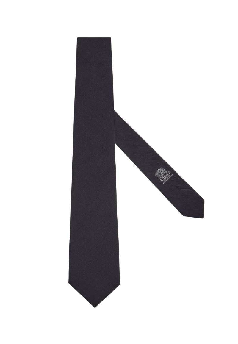Silk tie