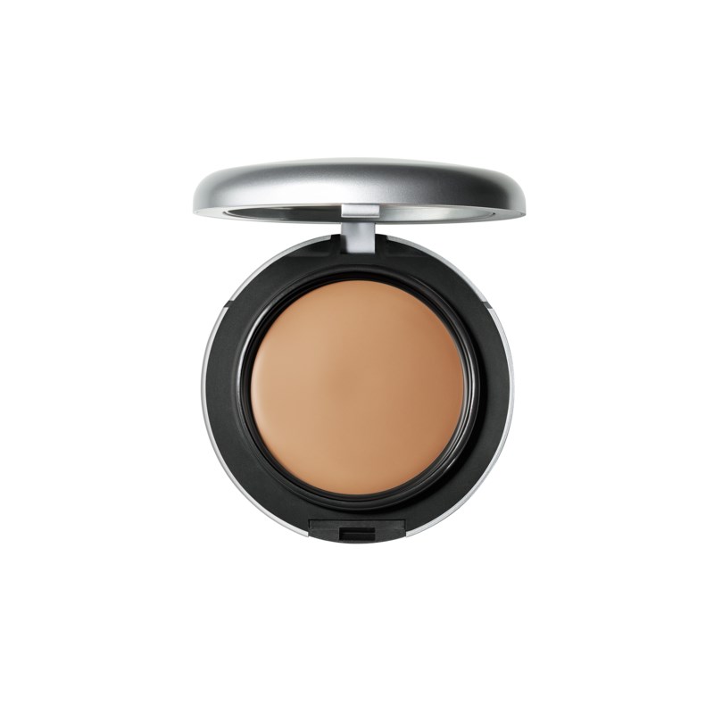 Studio fix tech cream-to-powder foundation nc10 5