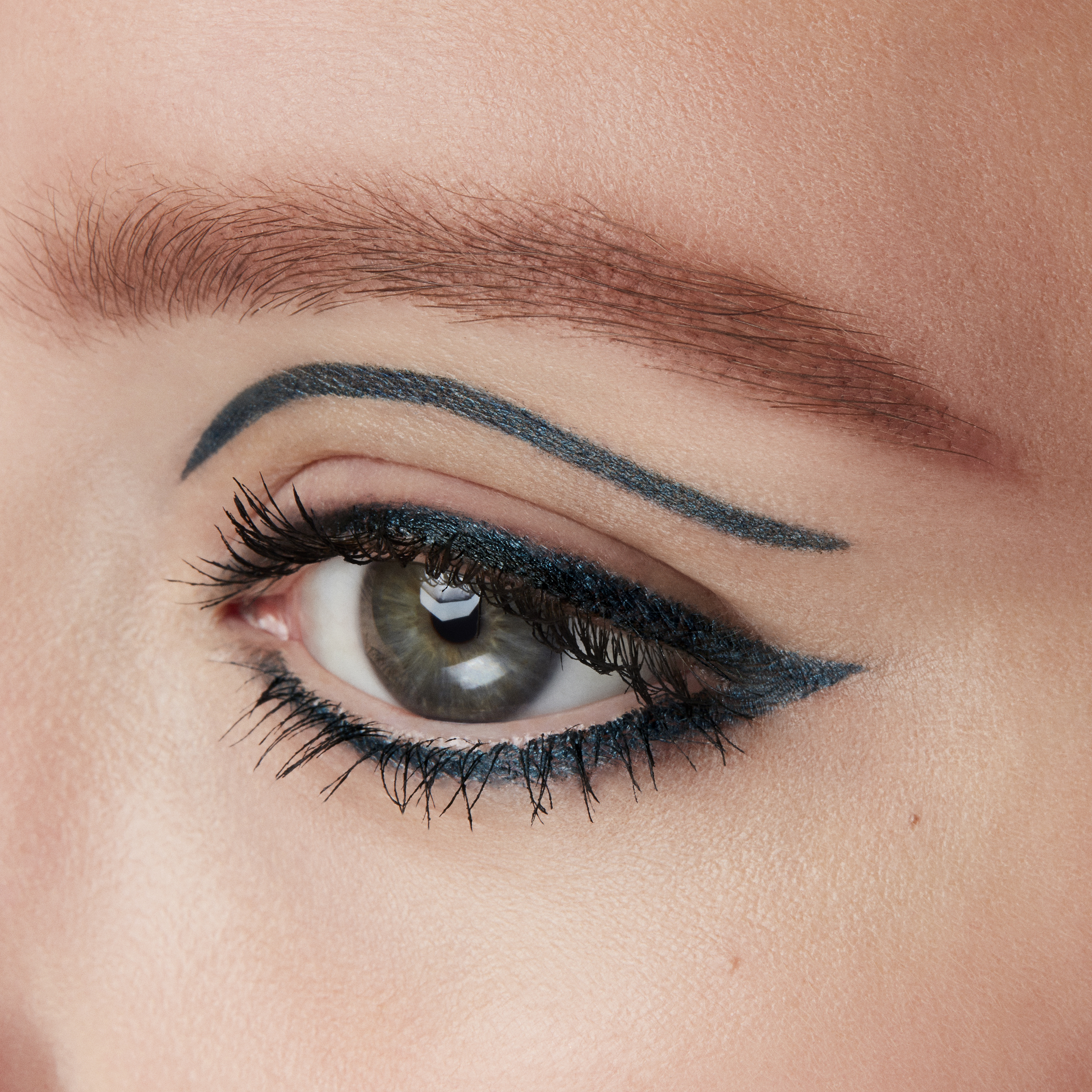 Colored pencil eyeliner deals