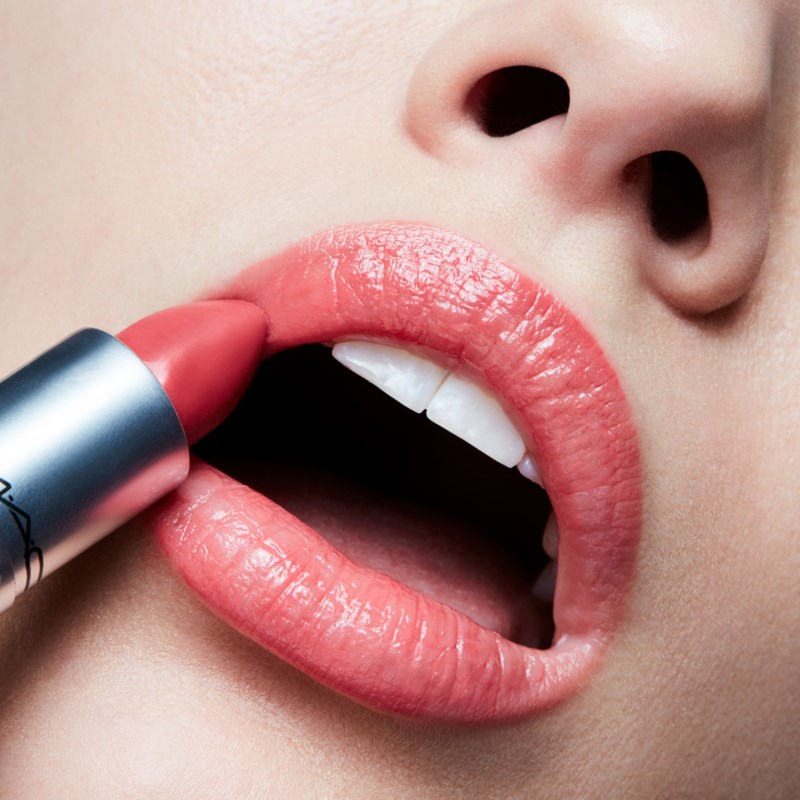 Mac Lustreglass sheer-shine lipstick läppsmink dam – bild 2