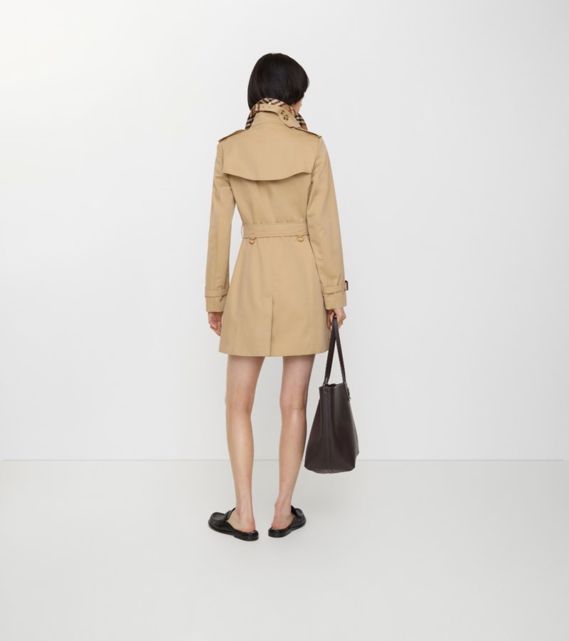 Burberry Trenchcoat short chelsea heritage kappor & rockar dam – bild 5