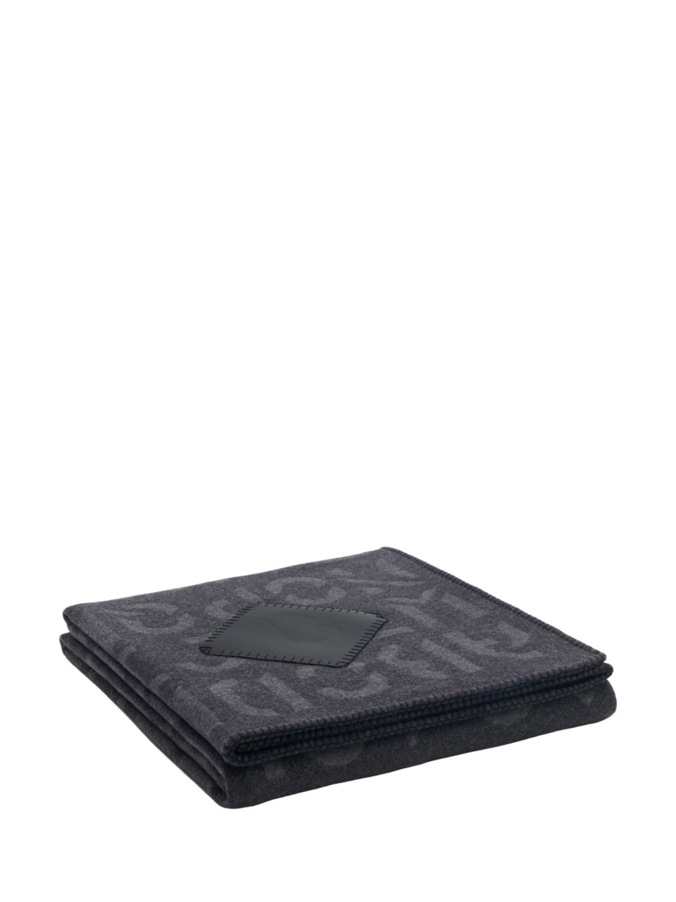 The alphabeta blanket, charbon från BYREDO