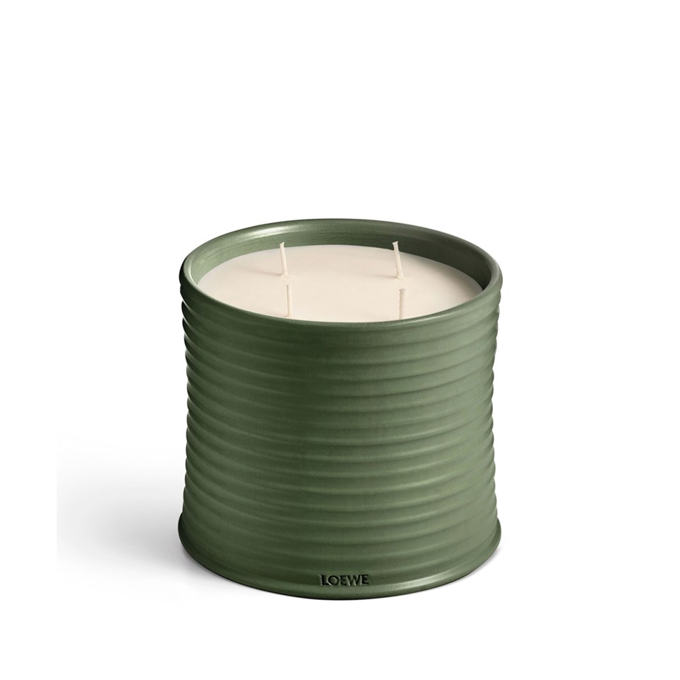 Marihuana candle green large, green från Loewe Perfumes
