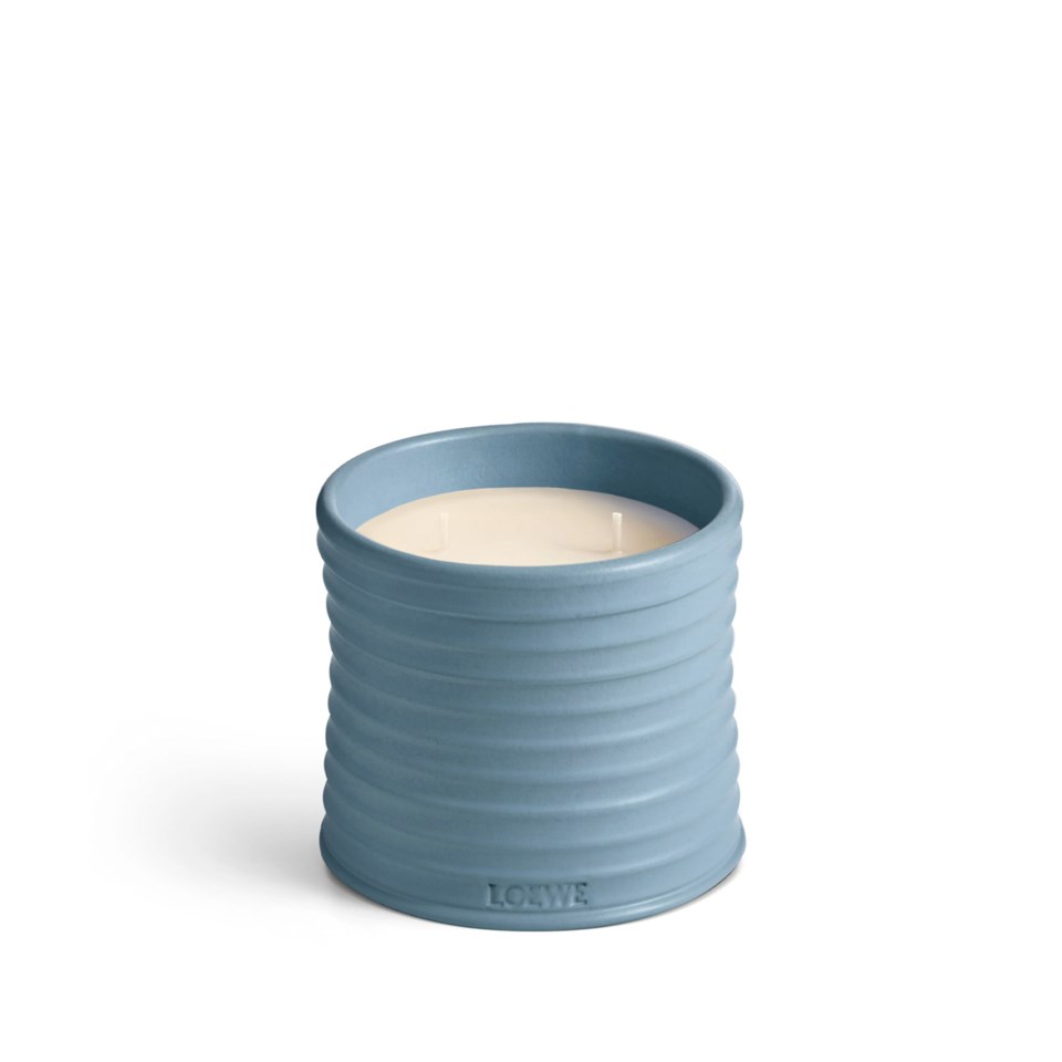 Cypress balls candle blue medium, blue från Loewe Perfumes