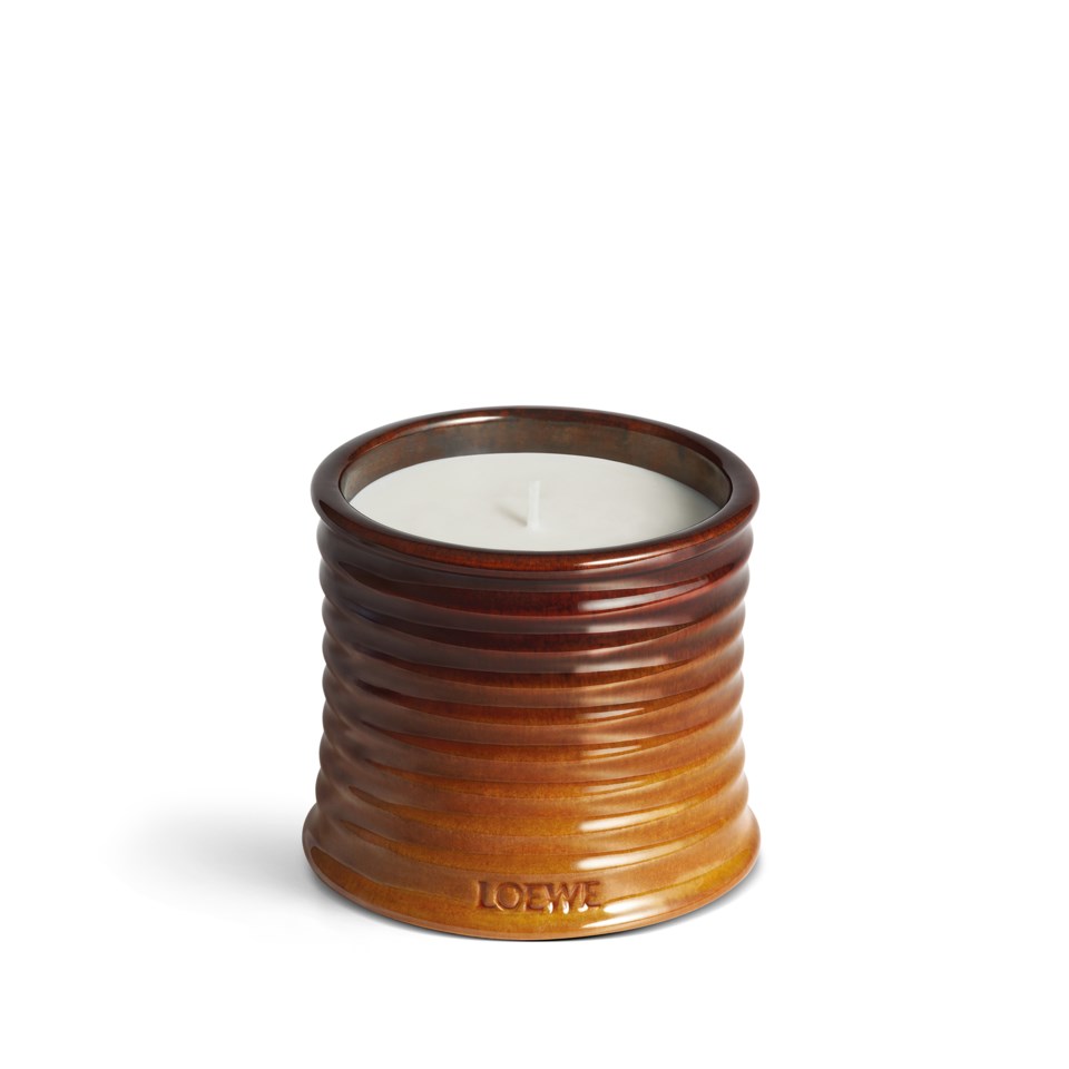 Banoffee candle brown medium, brown från Loewe Perfumes