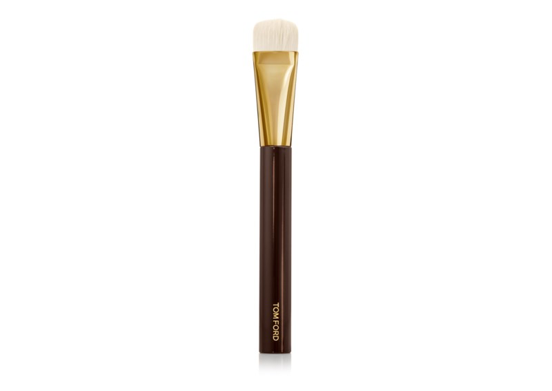 Shade & illuminate brush 04