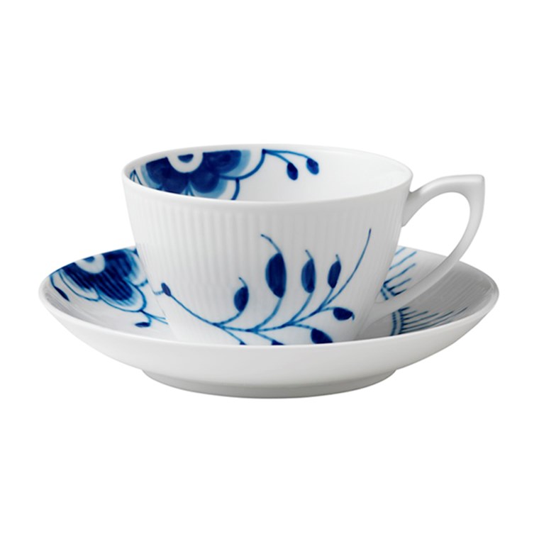 Blue fluted mega tekopp med fat vit/blå 28 cl, vit/blå från Royal Copenhagen