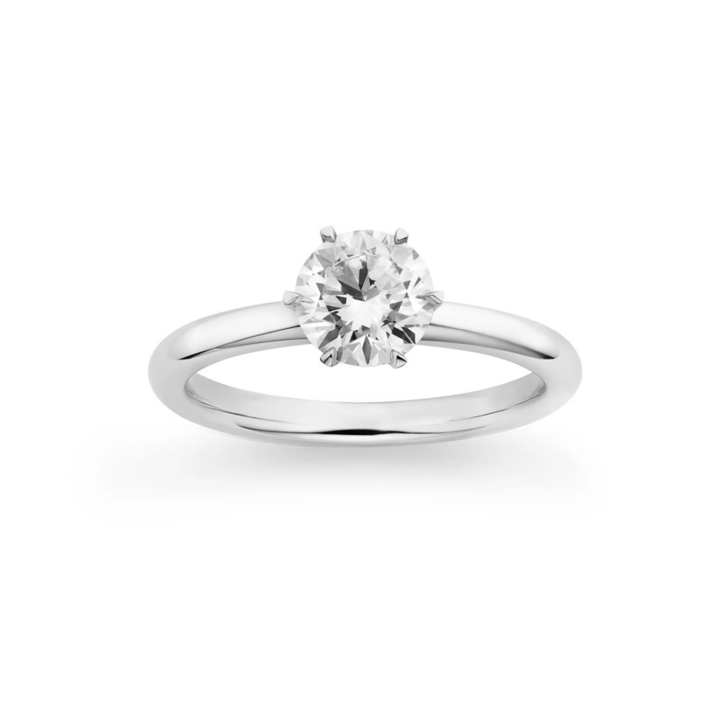 Modern classic engagement ring wg