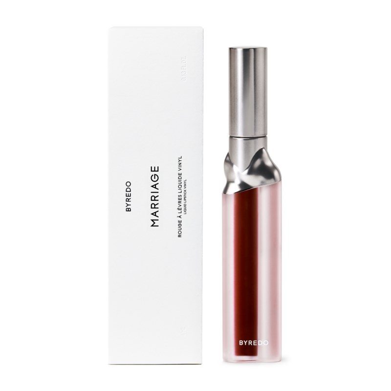 Liquid lipstick matte space in between 2