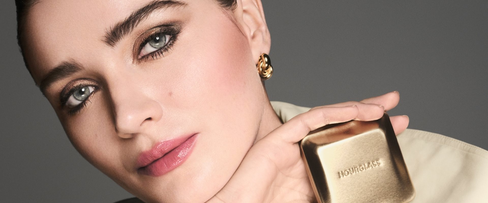 Hourglass 30 min kostnadsfri makeup