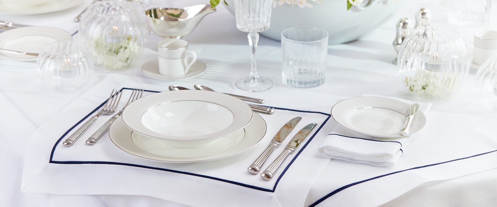 Palladio porslin från Newport