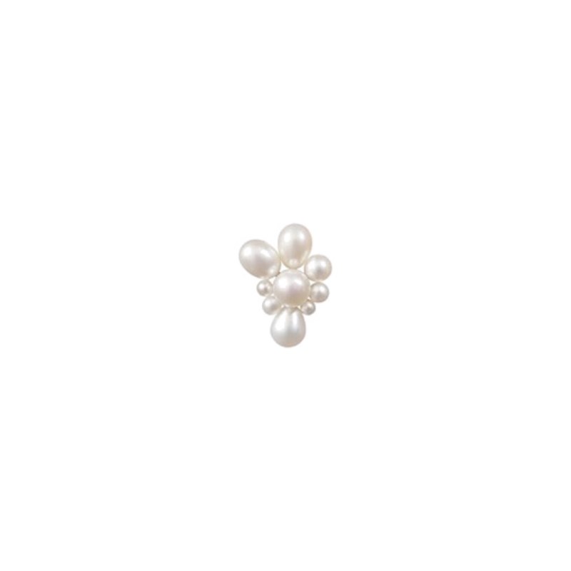 Petite amis fleur earring